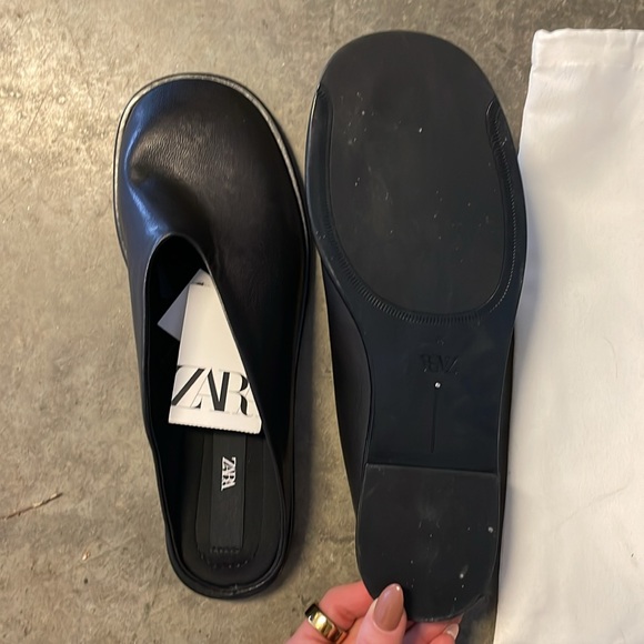 ZARA FLAT LEATHER SLIDES - Picture 3 of 4